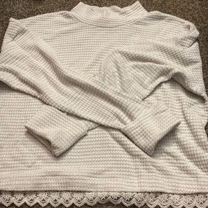 White womans medium shirt